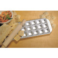 IMPERIA Ravioli classici ravioli forma nyújtóval - 24 osztás